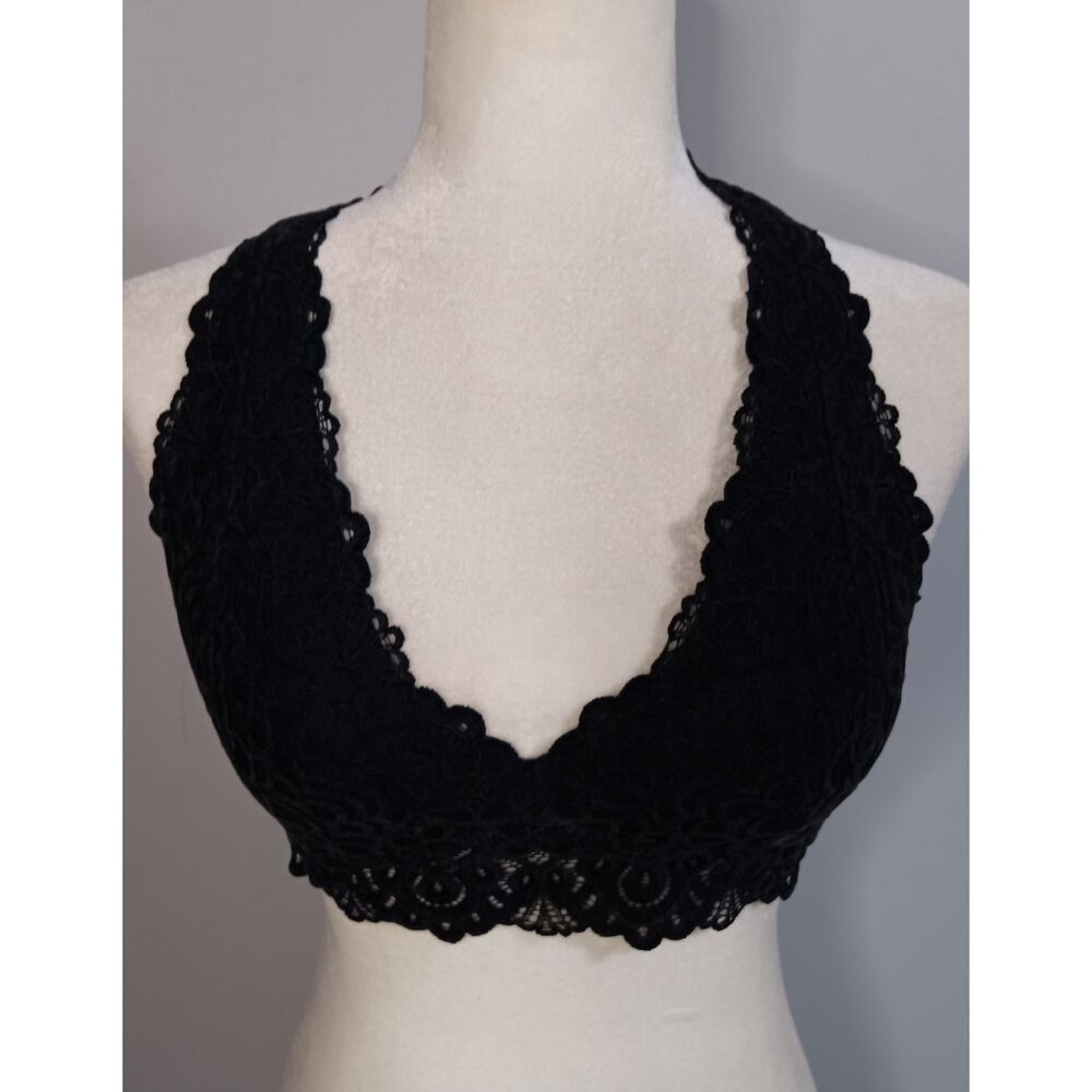 Gilly Hicks Medium Black Lined Lace Classic V Neck Racerback Bralette